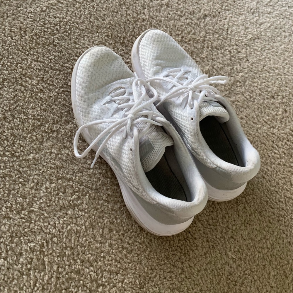 Nike Lunar Converge Running Shoe